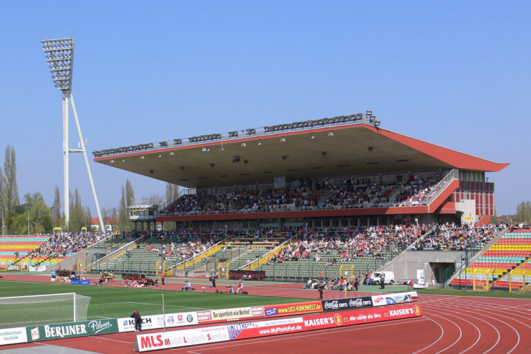 FriedrichLudwigJahnSportpark, Berlin stadionerlebnisse.de